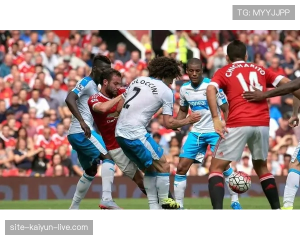 曼联重建阵容：纠错调整与试错尝试正逐步影响球队当前表现